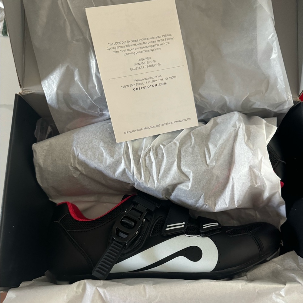 Brand New Peloton shoes